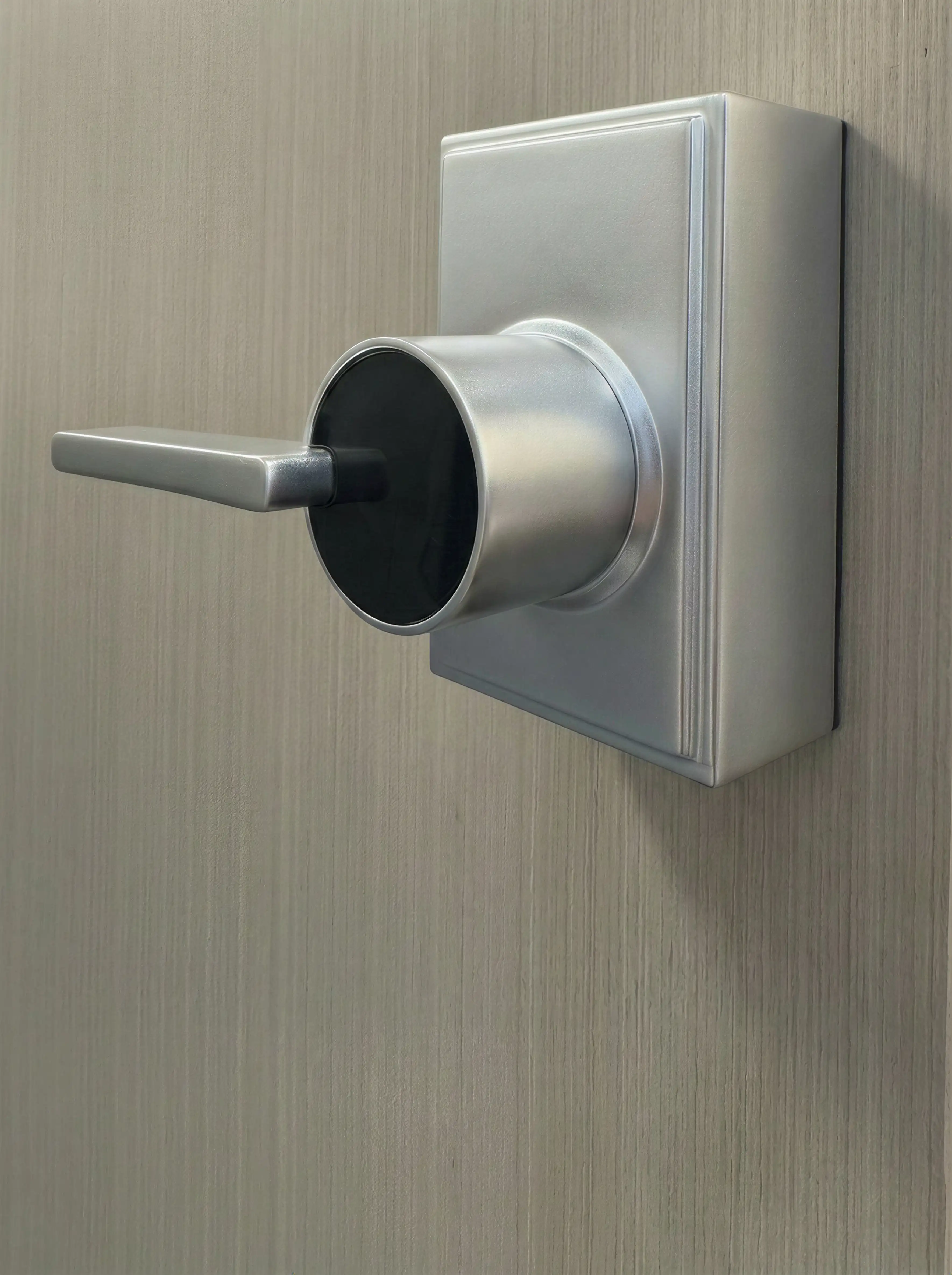 ABITAT Door Automator Pro installed handle